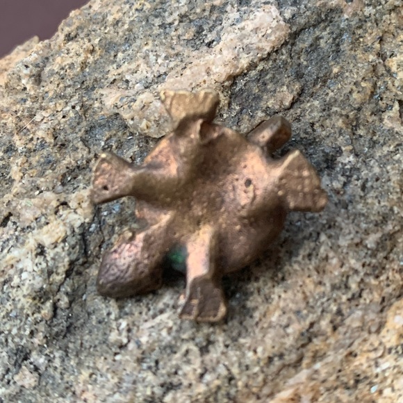 Artesian Metal Turtle Pendant Necklace Jewelry - Picture 6 of 10